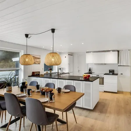Vilhelmiina - 350m From The Sea By Interhome Feriehus *
